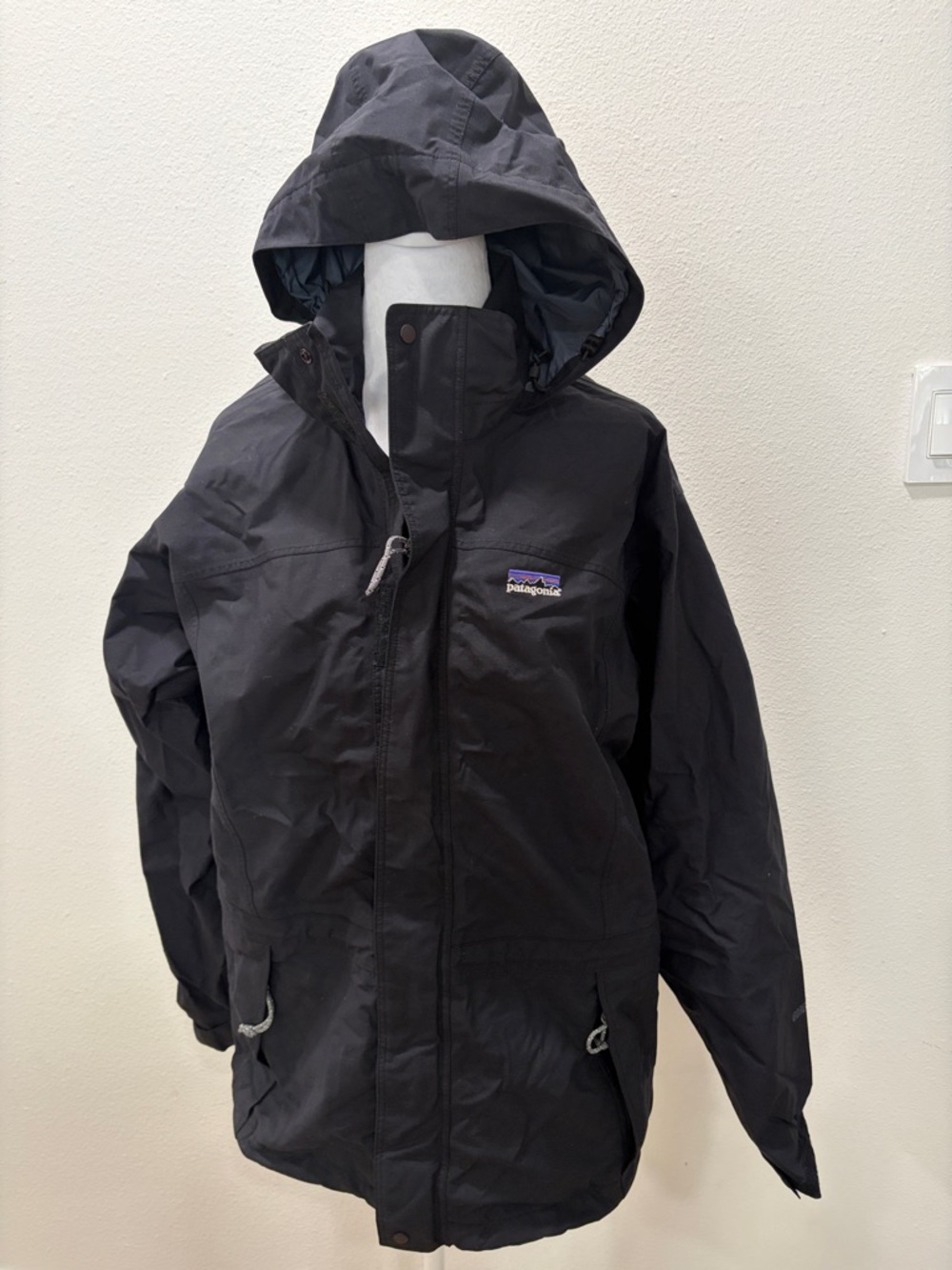 Patagonia Women’s Black Hooded Raincoat